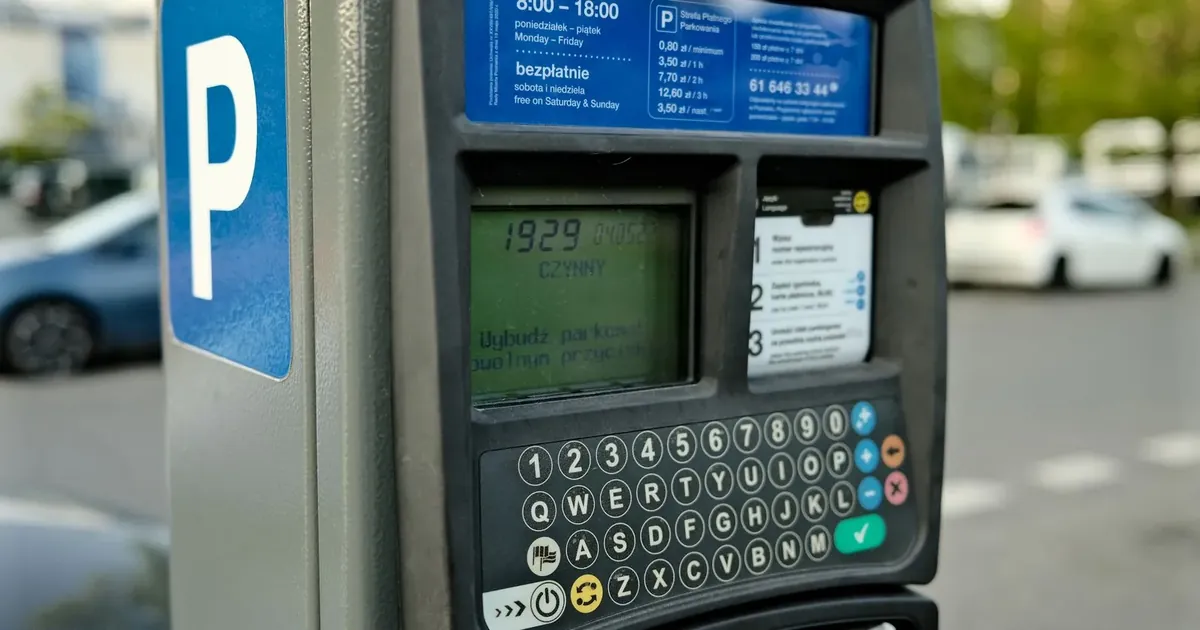Parkovací automat u ulice