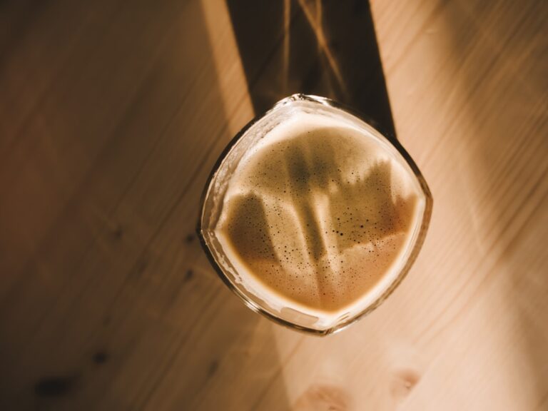 Plzeňské pivo a chmel - Pilsner Urquell